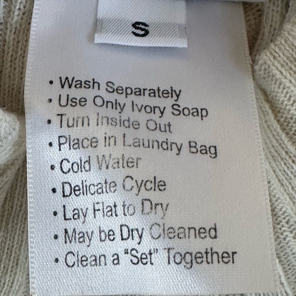 *Vintage* Terrie Bulkin Cream Short Sleeve Mock Neck Top With Lace Small EUC! - Picture 9 of 9